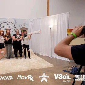 553d0f_5e4a767f38c64c1fbaf59cb2a8ba045cmv2-1210606